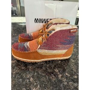 Minnetonka Torrey Brown Multi Southwestern Wool Suede Ankle Boots slipper Sz 10w